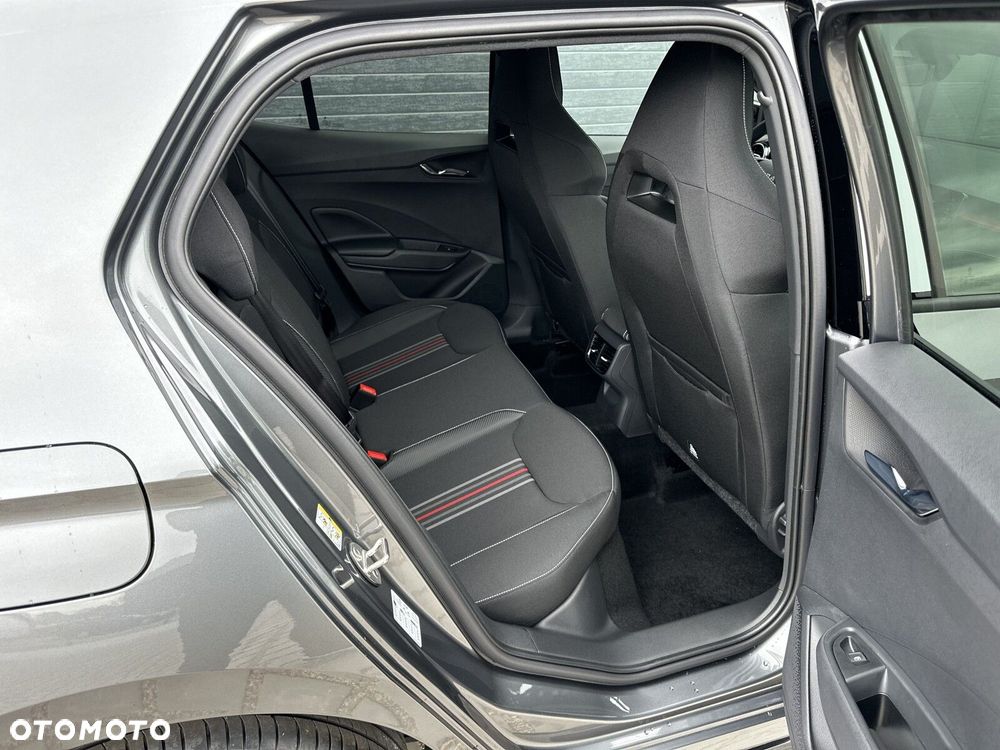 Skoda Fabia 1.0 TSI Monte Carlo DSG - 29