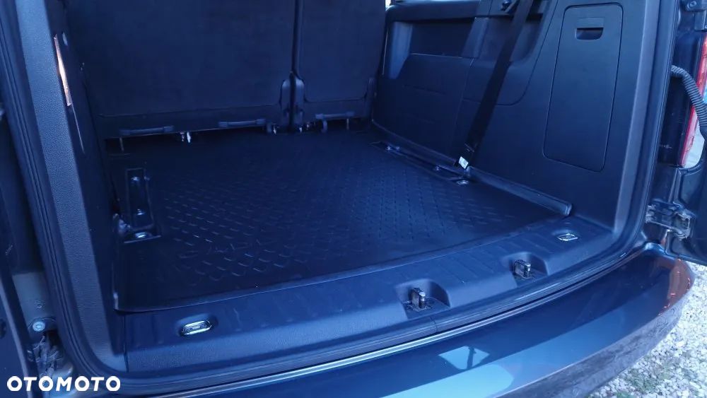 Volkswagen Caddy Maxi 2.0 TDI Trendline - 32