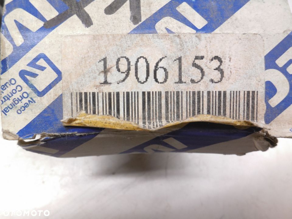 KLOCKI HAMULCOWE  FORD  TRANSIT 80, 100, 115 ORYGINAŁ  IVECO DAILY I 30-8 1906153 - 2