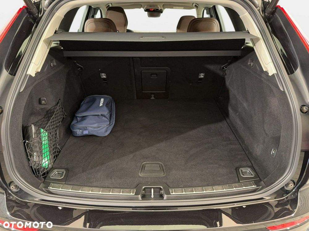 Volvo XC 60 - 16