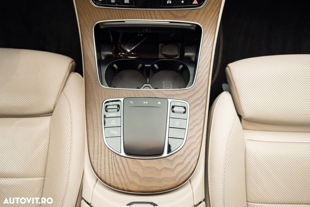 Mercedes-Benz E 300e 9G-TRONIC - 27