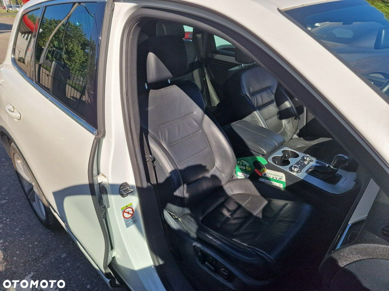 Volkswagen Touareg - 34