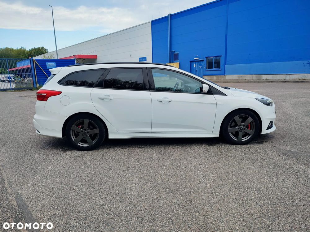 Ford Focus ST - 3