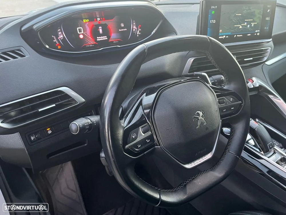 Peugeot 3008 1.5 BlueHDi Allure EAT8 - 21
