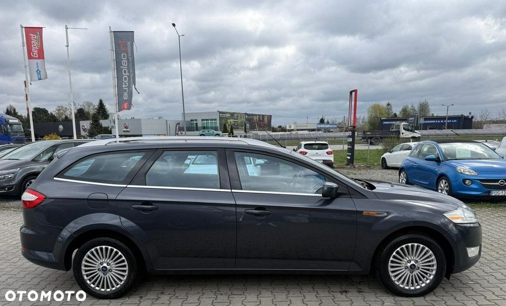 Ford Mondeo 2.0 FF Titanium - 4