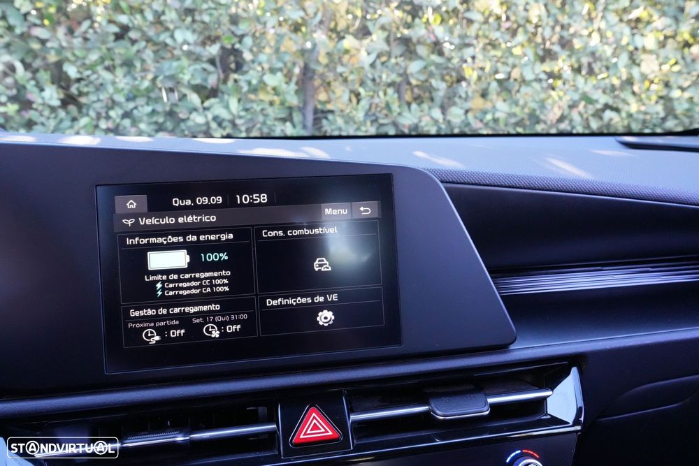 Kia Niro EV 64kWh Drive - 17