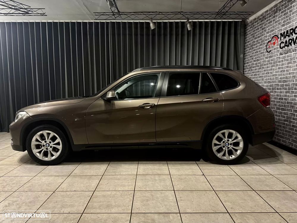 BMW X1 18 d xDrive Line Sport - 3