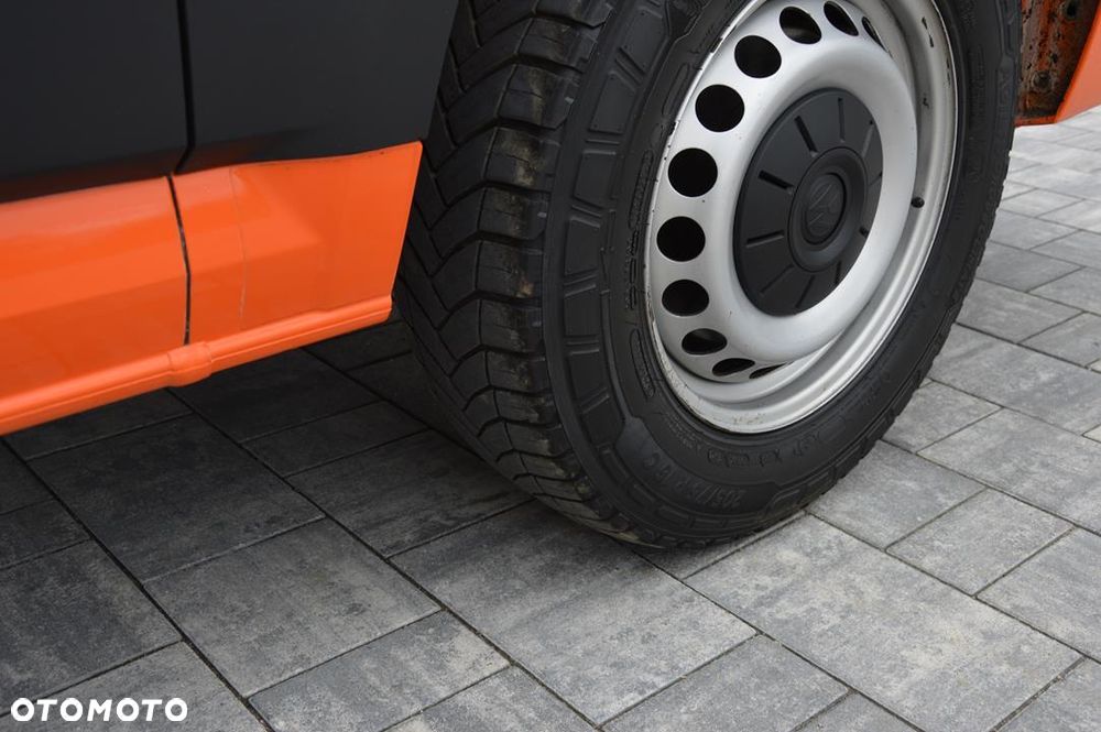 Volkswagen Crafter - 38