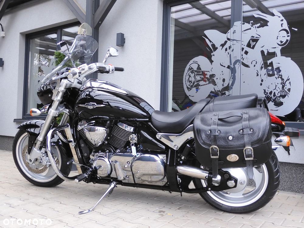 Suzuki Intruder - 39