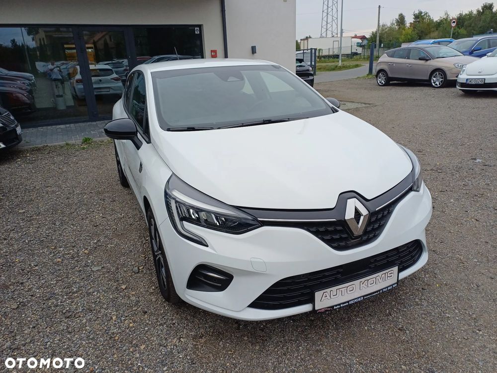 Renault Clio 1.6 E-TECH Equilibre - 9