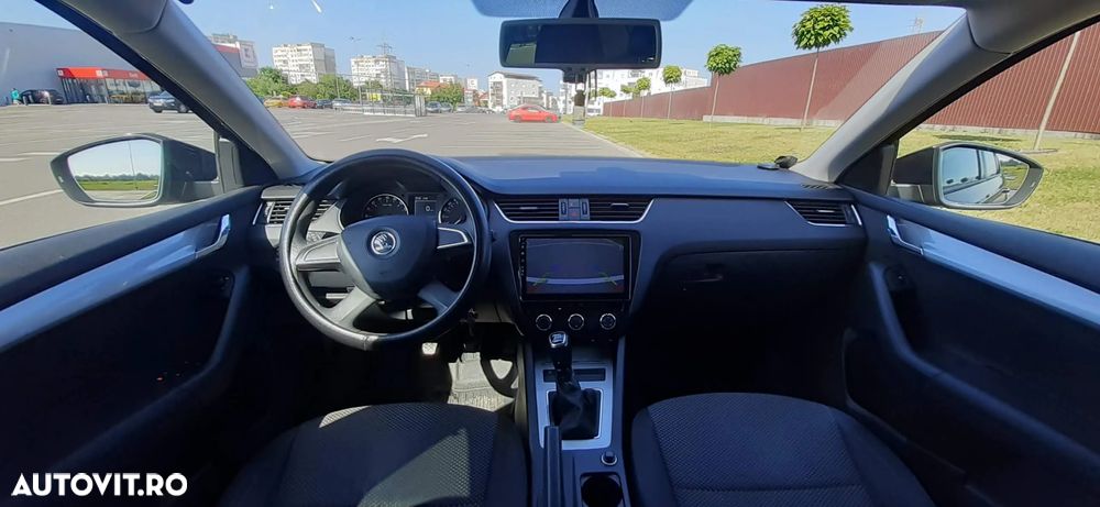 Skoda Octavia 1.6 TDI GREENLINE - 10