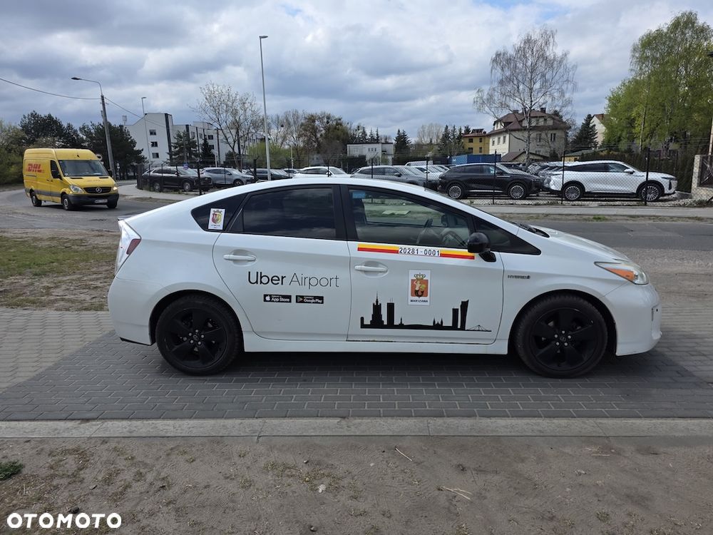 Toyota Prius 1.8 Hybrid Premium - 6