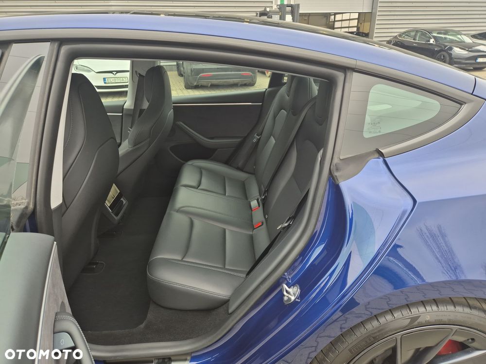 Tesla Model 3 Performance AWD - 12