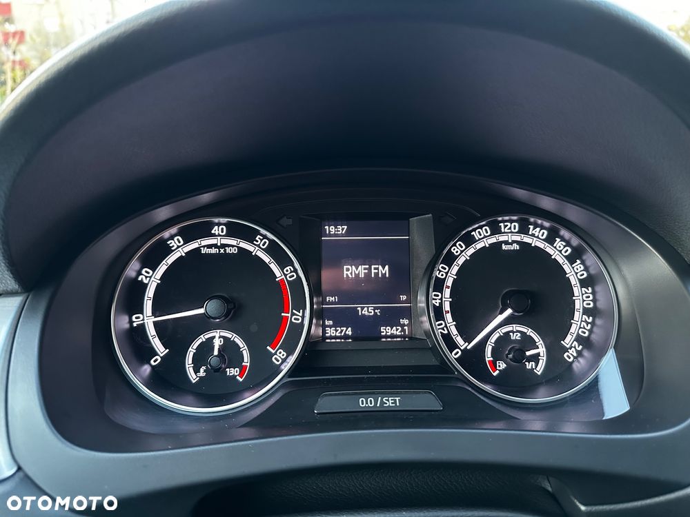 Skoda RAPID 1.0 TSI Ambition - 26