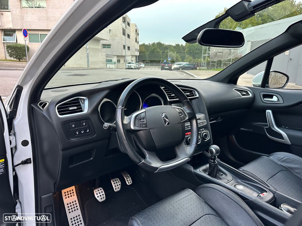 DS DS4 2.0 BlueHDi Sport Chic - 30
