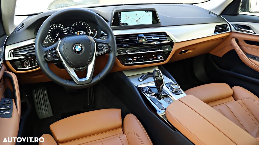 BMW Seria 5 520d Touring Aut. Luxury Line - 20