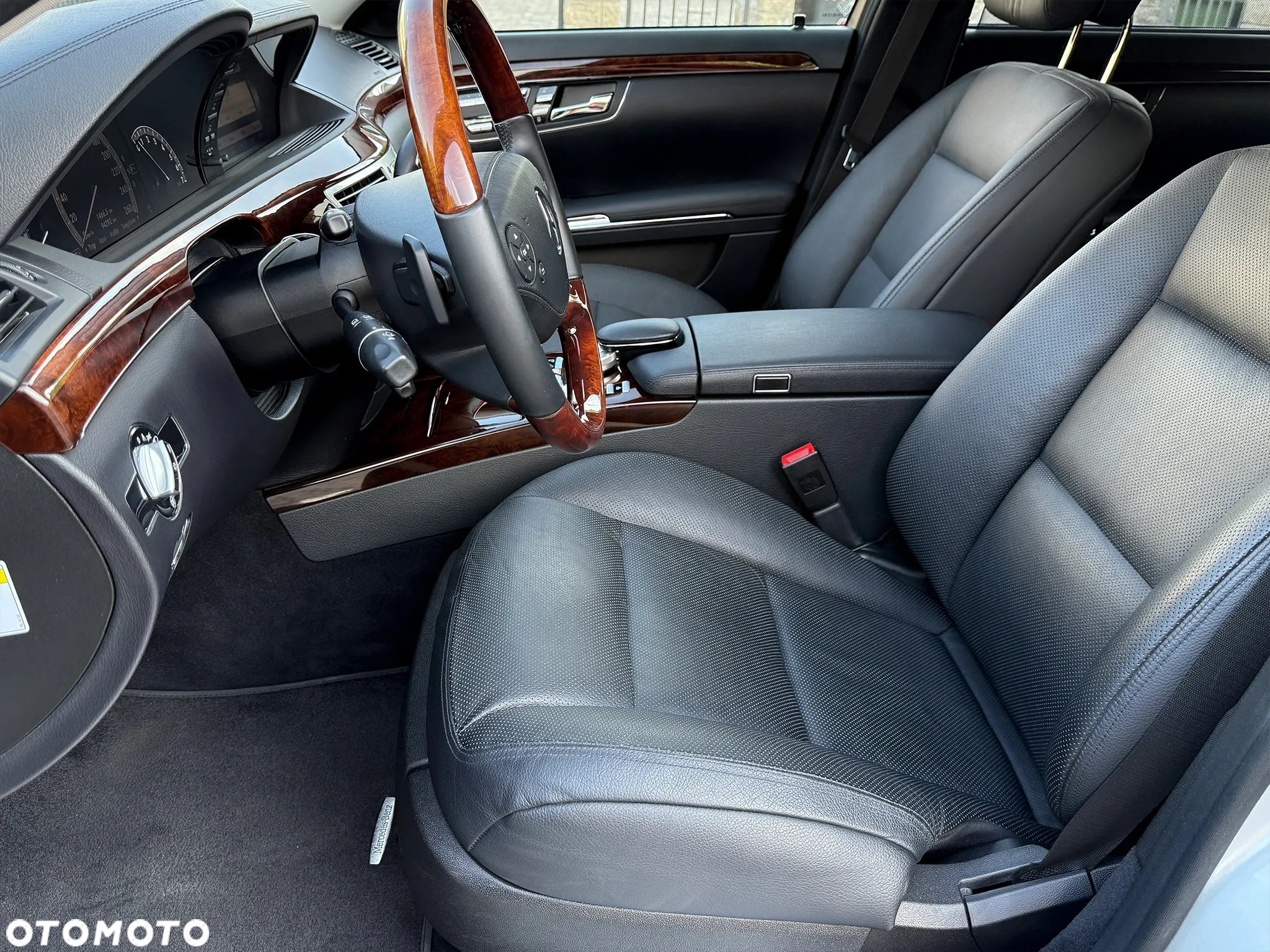 Mercedes-Benz Klasa S 500 L 4Matic 7G-TRONIC - 18