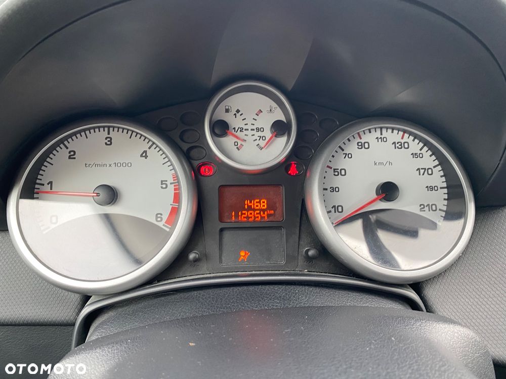 Peugeot 207 1.6 HDi Active - 5