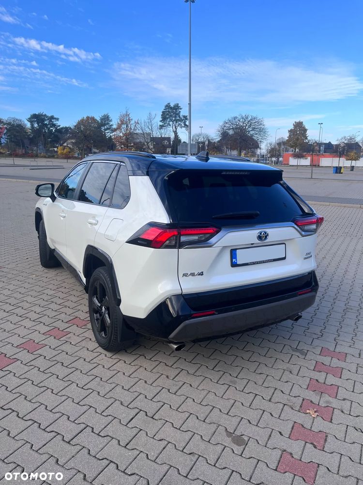 Toyota RAV4 - 4
