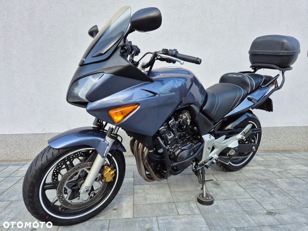 Honda CBF - 1