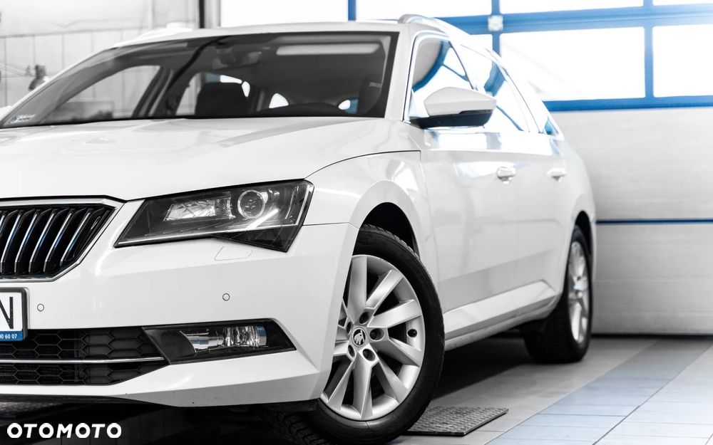 Skoda Superb 1.5 TSI ACT Ambition DSG - 14