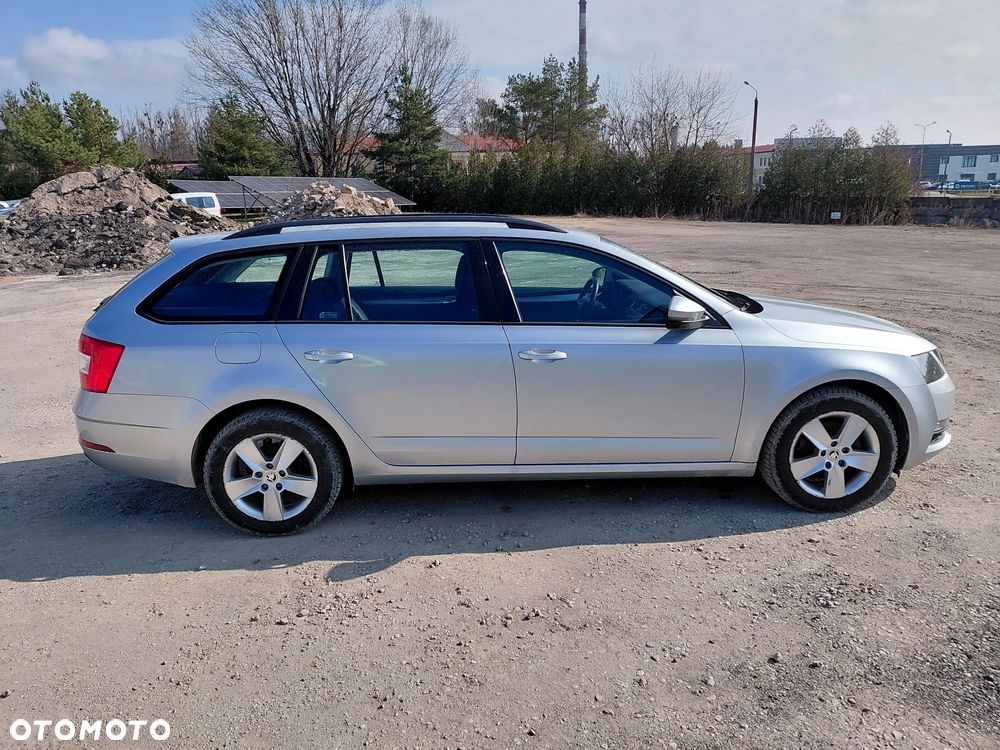 Skoda Octavia 2.0 TDI SCR Ambition - 7