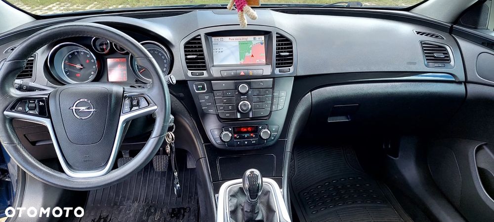 Opel Insignia - 21