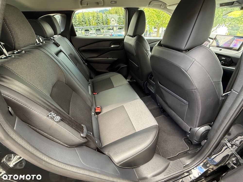 Nissan Qashqai 1.3 DIG-T MHEV Xtronic N-Connecta - 29