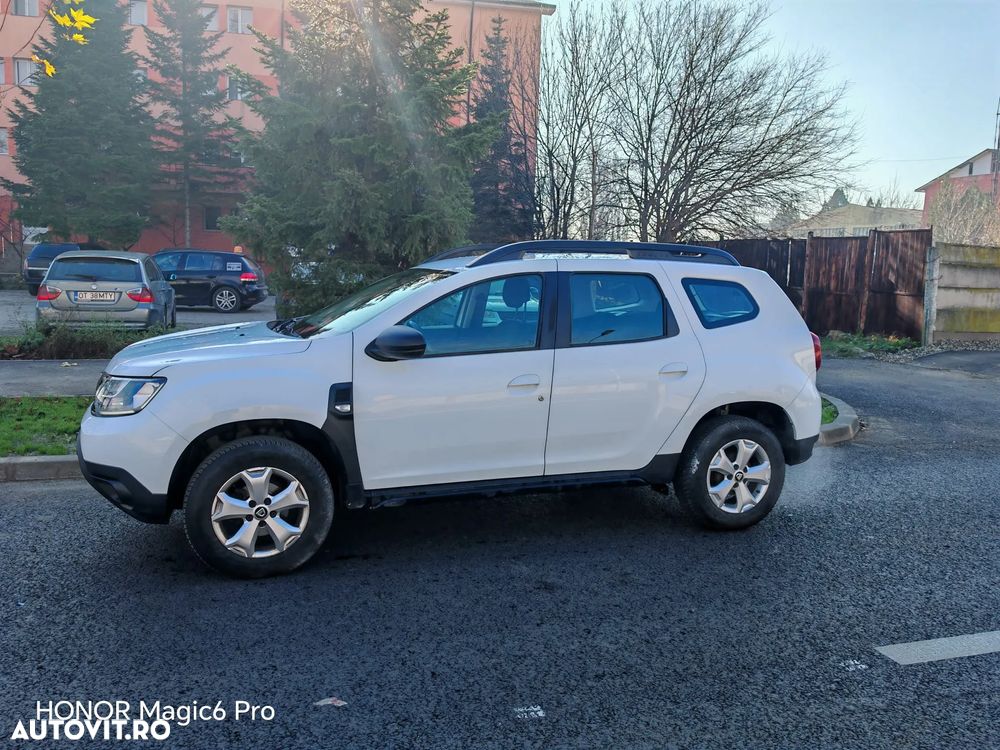 Dacia Duster SCe 115 4x2 Laureate - 4