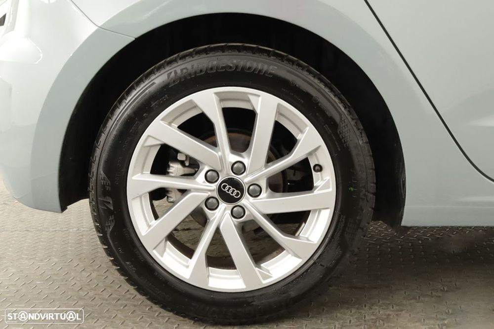 Audi A1 Sportback 30 TFSI Advanced S tronic - 5