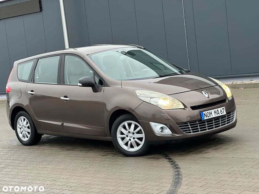 Renault Grand Scenic 2.0 16V 140 CVT Luxe - 3