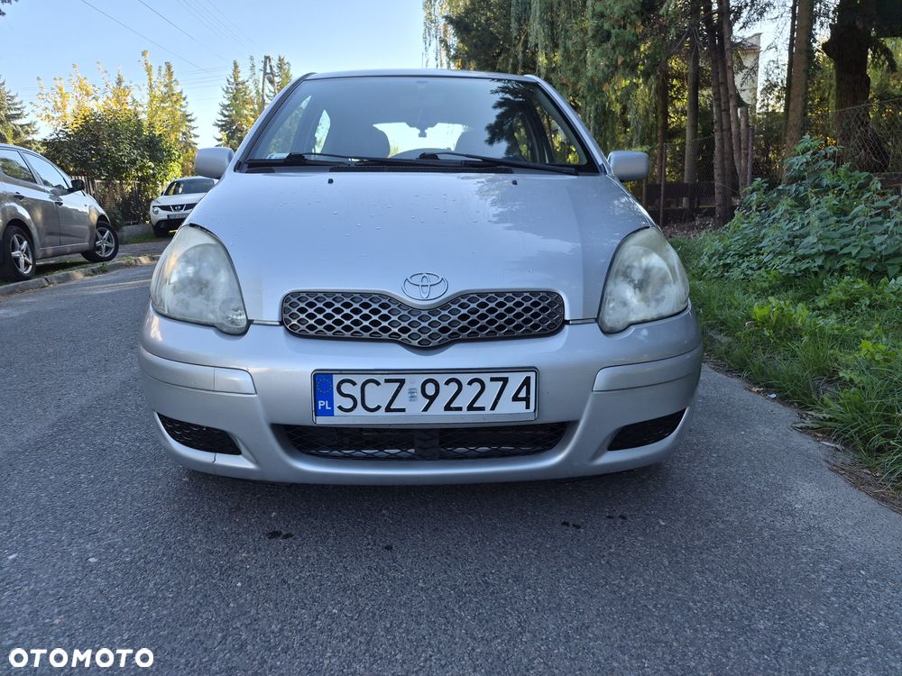 Toyota Yaris - 5