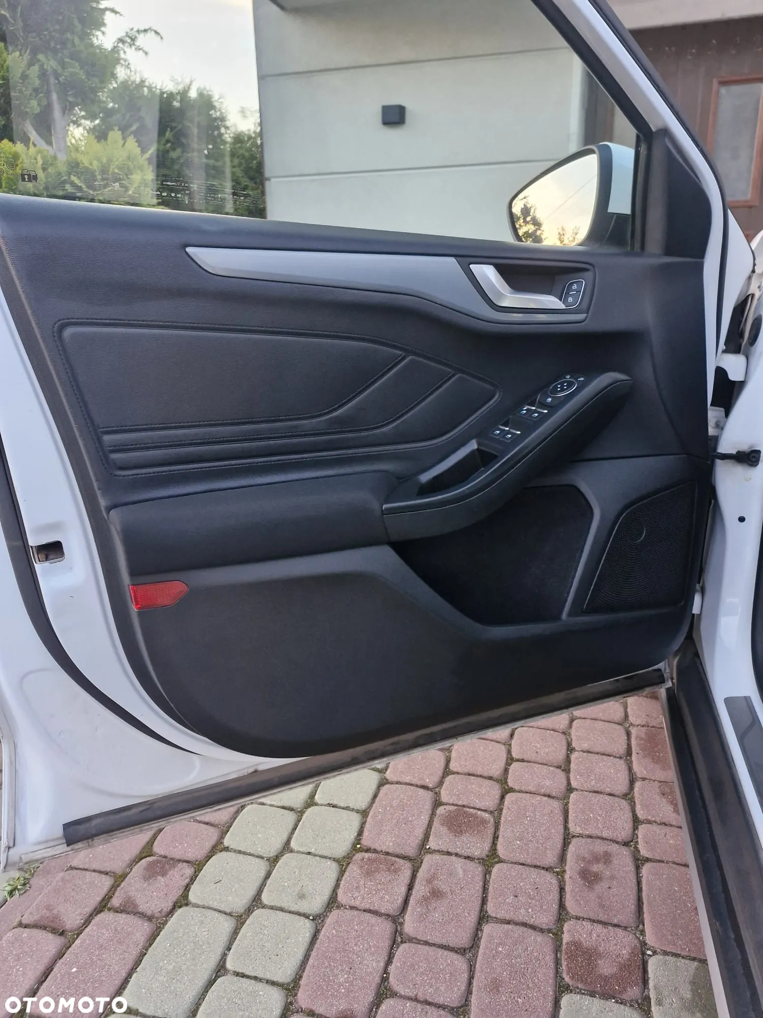 Ford Focus 1.5 EcoBoost Active - 10