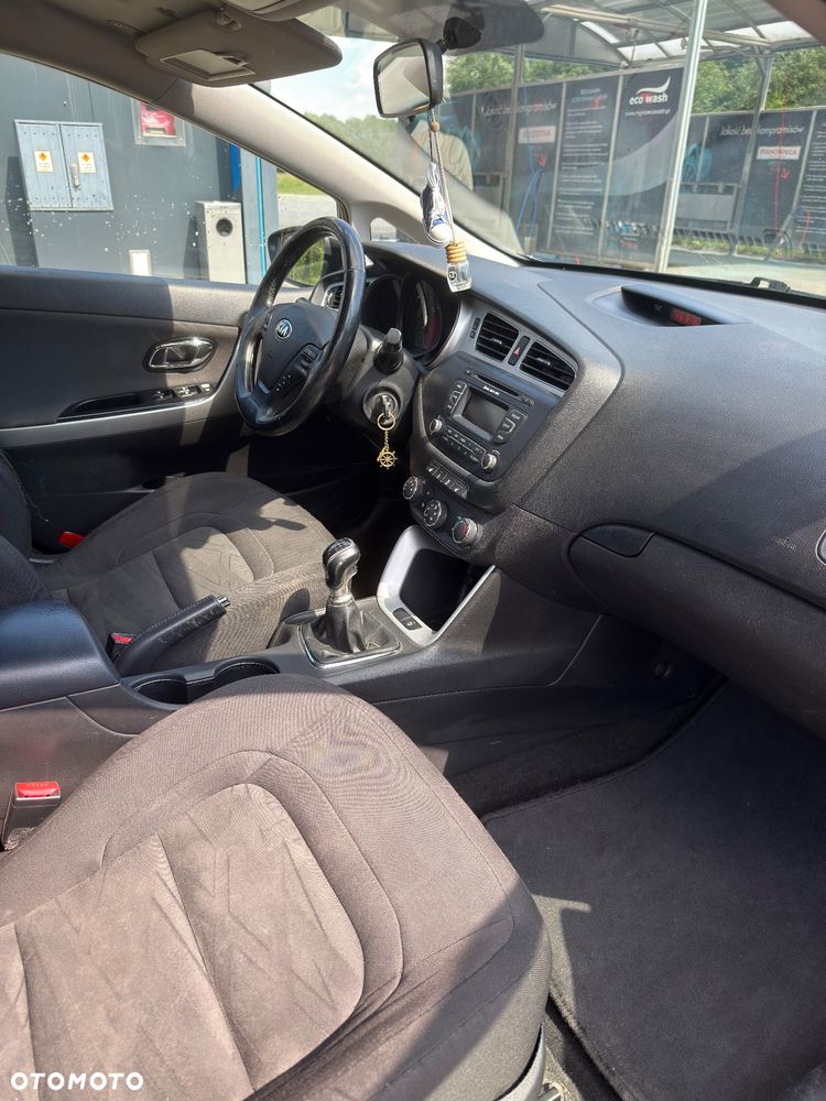 Kia Ceed 1.4 CVVT - 10