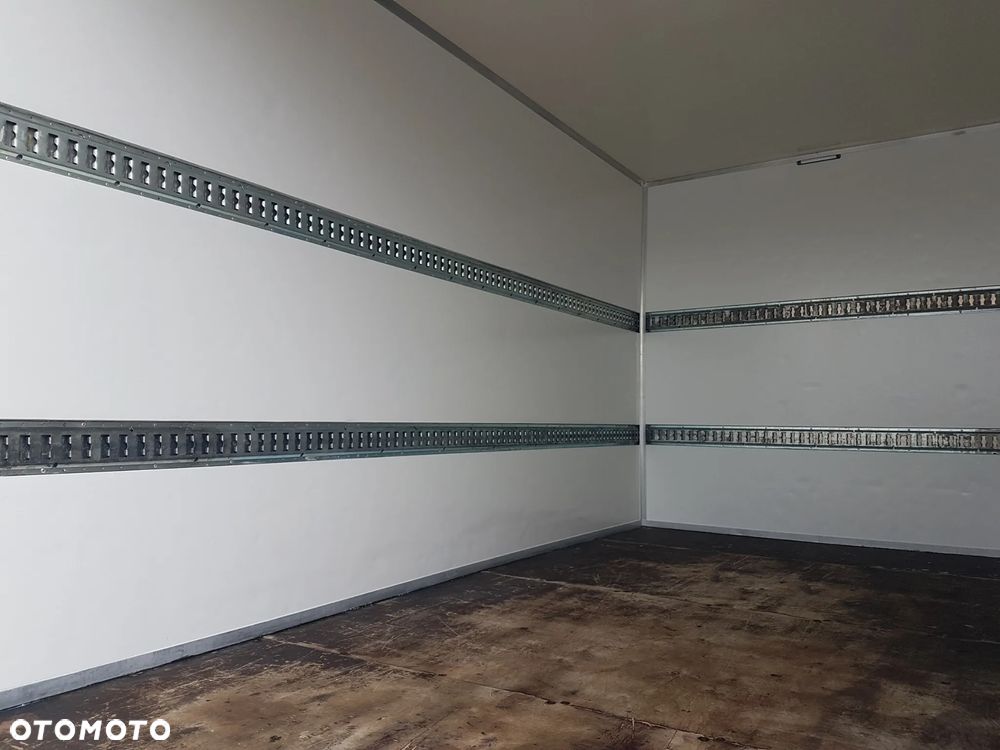 Mercedes-Benz SPRINTER 8EP KONTENER 4,11x2,15x2,30 KLIMA 314CDI MANUAL 6 BIEGÓW KRAJOWY - 19