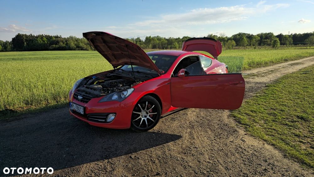 Hyundai Genesis Coupe 2.0 TCI Premium - 1