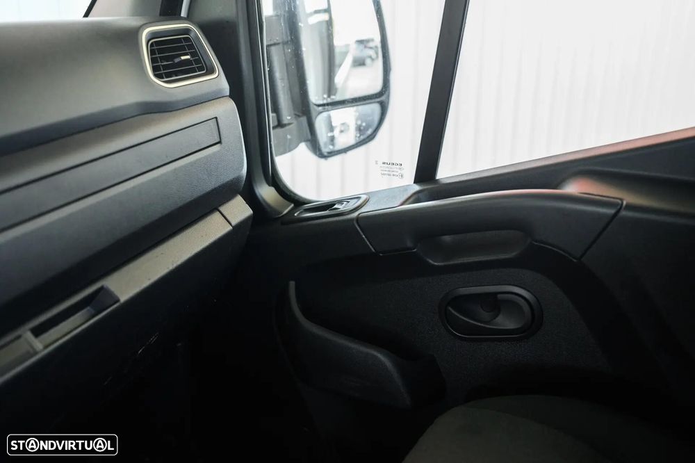 Renault Master L4 2.3 dCi Single Cab 3.5T - 24
