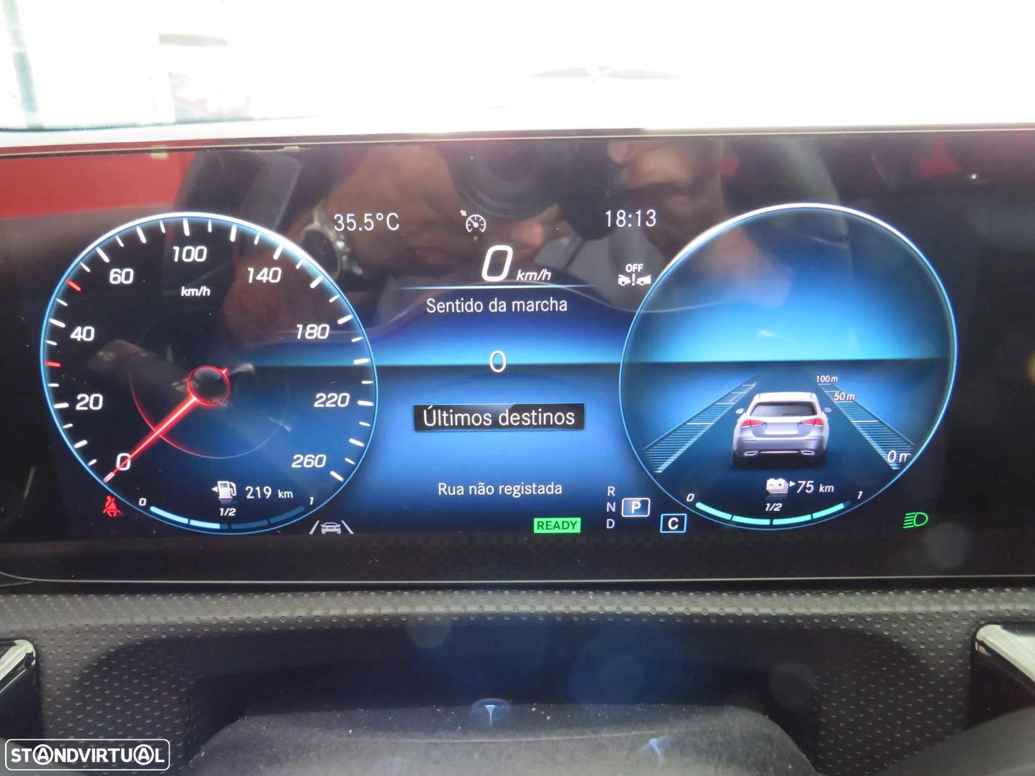 Mercedes-Benz A 250 Limousine e AMG Line - 23