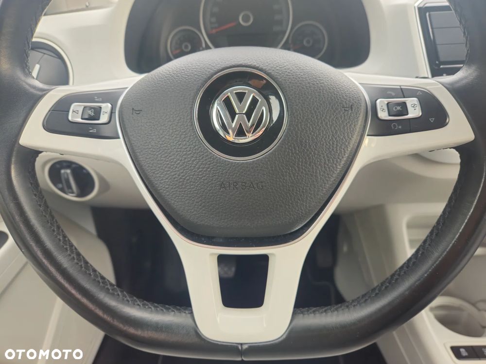 Volkswagen up! beats - 8