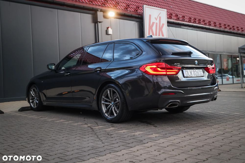 BMW Seria 5 520d xDrive M Sport sport - 13