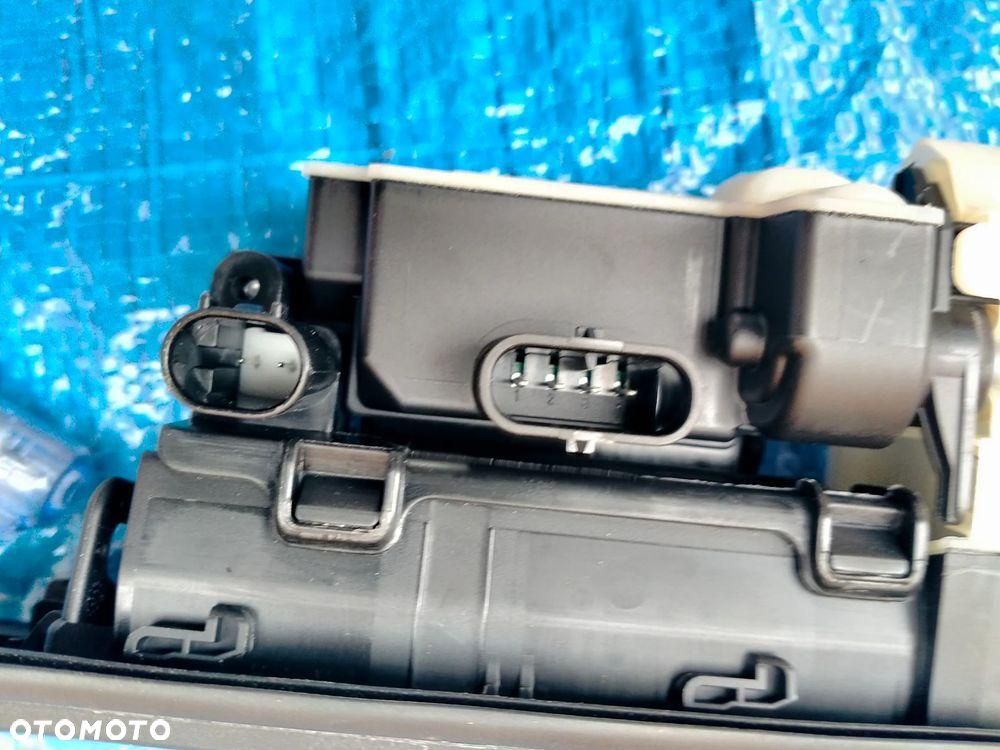MERCEDES W206 A0997502400 KAMERA Cofania KLAMKA KLAPY BAGAŻNIKA MIKROSTYK - 5