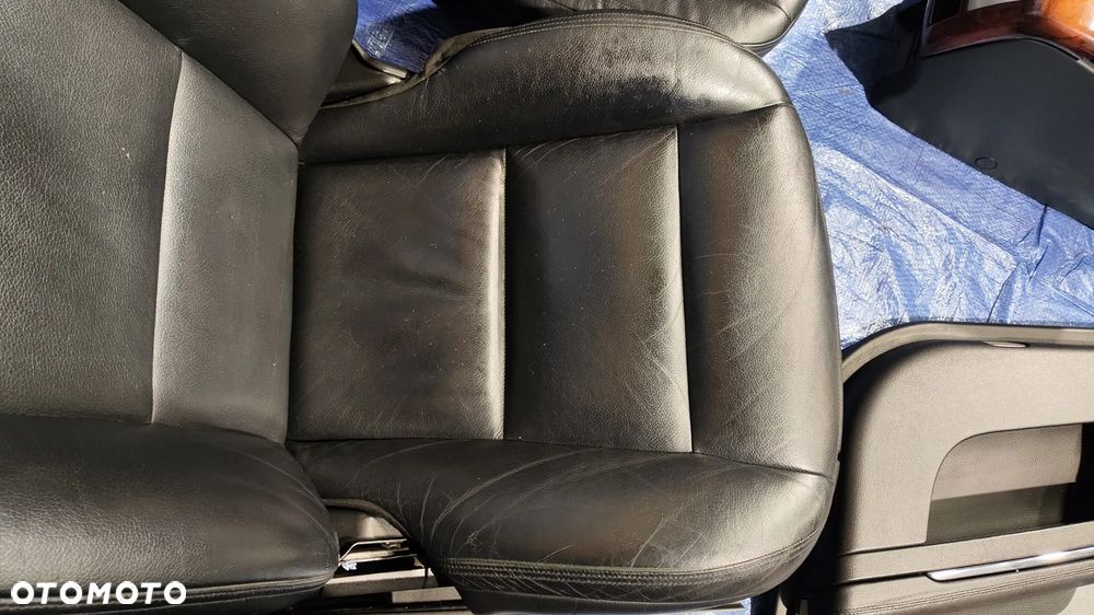 FOTELE KANAPA TUNEL ŚRODKOWY PODŁOKIETNIK BOCZKI DRZWI LED DEKORY TAPICERKA WNĘTRZE SKÓRA CZARNA GRZANA PAMIĘĆ FULL MASAŻE MERCEDES W221 LIFT KRÓTKI - 13