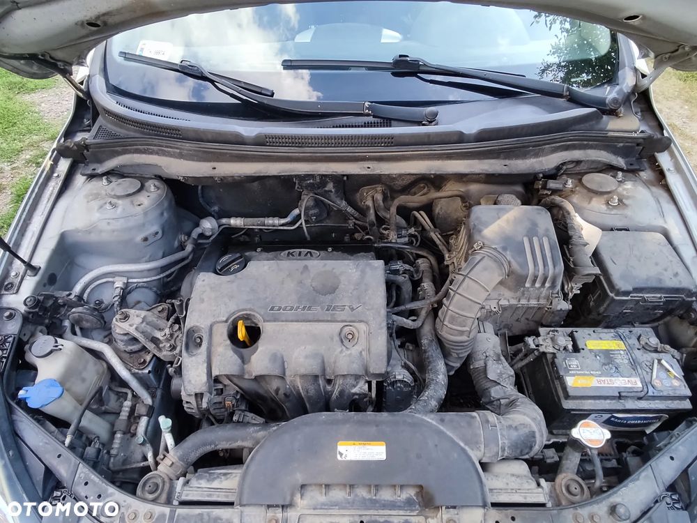 Kia Ceed - 6