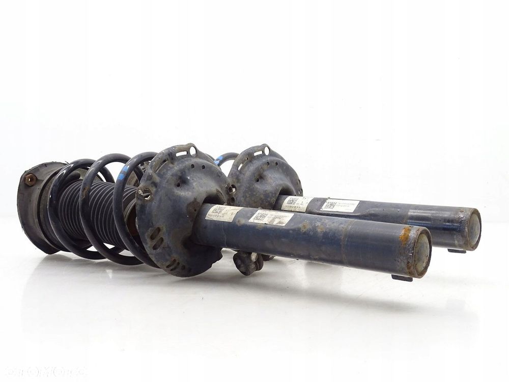 AMORTYZATOR LEWY  PRAWY PRZÓD SKODA OCTAVIA III 5E 1.6 TDI 5Q0413023GJ - 2