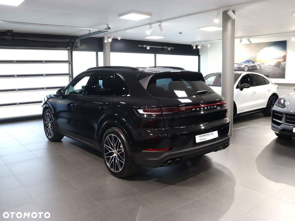 Porsche Cayenne Standard - 3