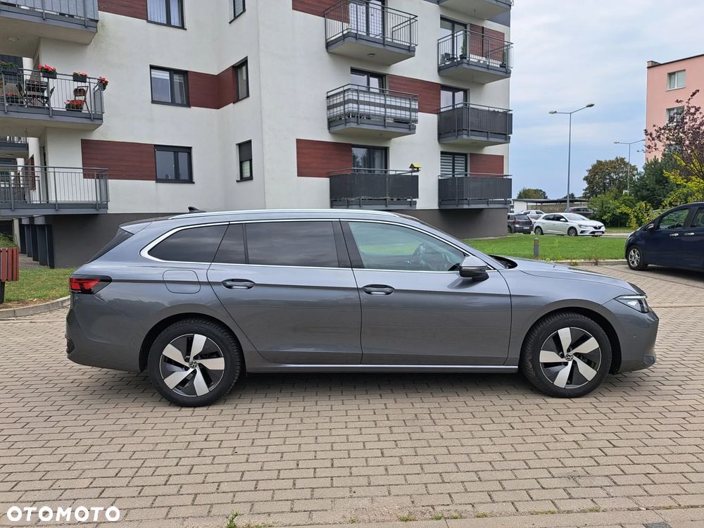 Volkswagen Passat 2.0 TDI EVO Business DSG - 2