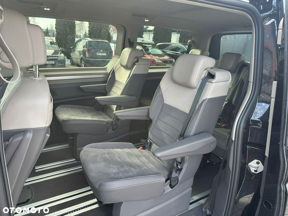 Volkswagen Multivan - 19