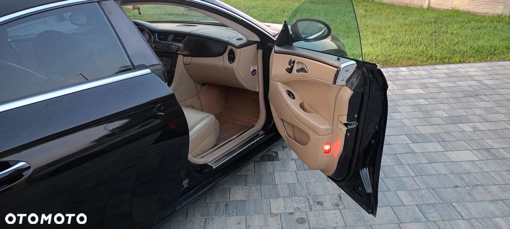 Mercedes-Benz CLS 350 CGI 7G-TRONIC - 11