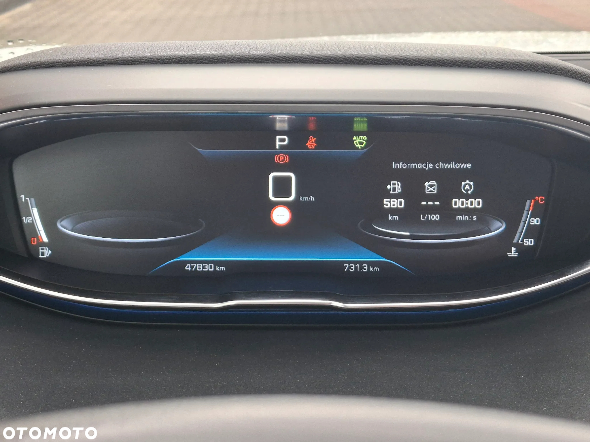 Peugeot 3008 1.2 PureTech GPF Allure S&S EAT8 - 10