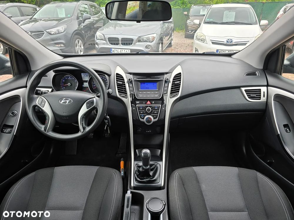 Hyundai i30 blue 1.6 GDI Trend - 11